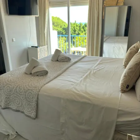 Beautiful Townhouse Nyaraló Estepona